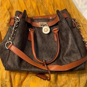 Large Michael Korr’s purse